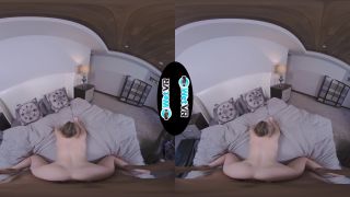 Cum Home Early - Lily Larimar - 4K Oculus Go-6