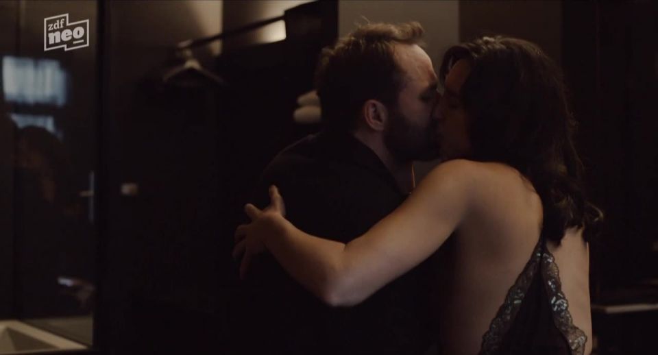 Natali Broods - Tabula Rasa s01e09 (2017) HD 720p - (Celebrity porn)