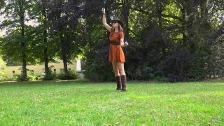 FEMDOMFOTO - Lady Iveta - Cracking In Western Style (German).-7