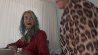 TicklingAndLaughingExperiences - Very Uncomfortable News #2.-2
