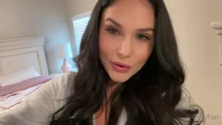 Ariana Marie () Arianamarie - important announcement 09-04-2020-0