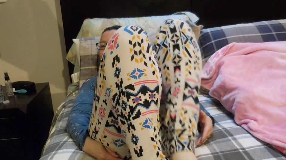clip 32 JOI and foot fetish | manyvids | cumshot thai foot fetish