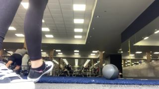 Sorceress Bebe - b findom () Bfindom - daaaamn i look good doing squats in the gym video 26-03-2019-0