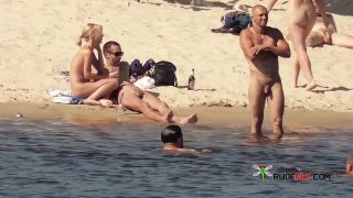 Nude Plage - Blurred damsel  fun-7