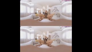 Mommy’s Little Crush - [Virtual Reality]-4