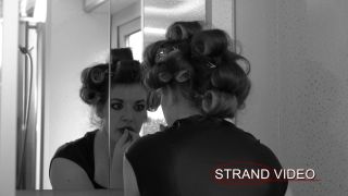 Caned in curlers.-1