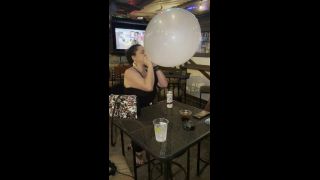 Many Vids - Buttplugbetty Blow To Pop At A Bar - Buttplugbetty-4