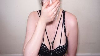 [ManyVids] Longhairluna Manyvids.21.09.07.Longhairluna.Cling.Film.Breath.Play -8