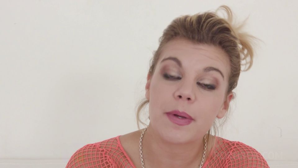Clementine Marceau casting with BBC KS106 (Amateur porn)