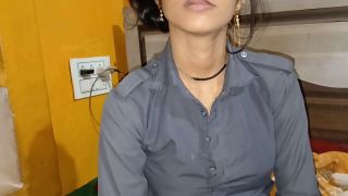 Cum In Mouth The teacher sucked the land in his mouth on the pretext of teaching his own student girl-1