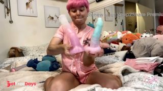 [GetFreeDays.com] Unboxing a BIG DILDO Porn Video October 2022-8