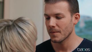 Stretching Vinas Backside - Pornstar.-5