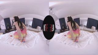 After Rain Cums Rainbow - Oculus 5K - Big tits-3