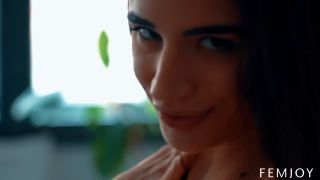 Candie Luciani: Teen with Big Ass in Softcore Solo Show-1