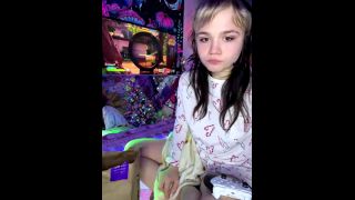 Yhivi Yhivi - Sitting On A Parked Cock  POV-2