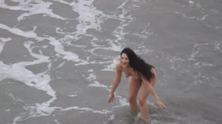 Hidden-Zone.com- Spying on the nude beach-7