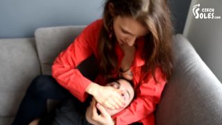 [GetFreeDays.com] Foot Smother And HOM Submission By Eli ka Foot Fetish Big cum eating-2