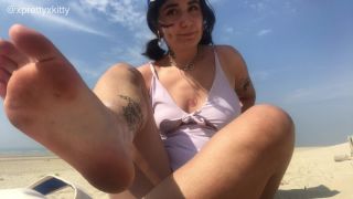 M@nyV1ds - dominatrixvera - flashing  boobs play on the beach-2