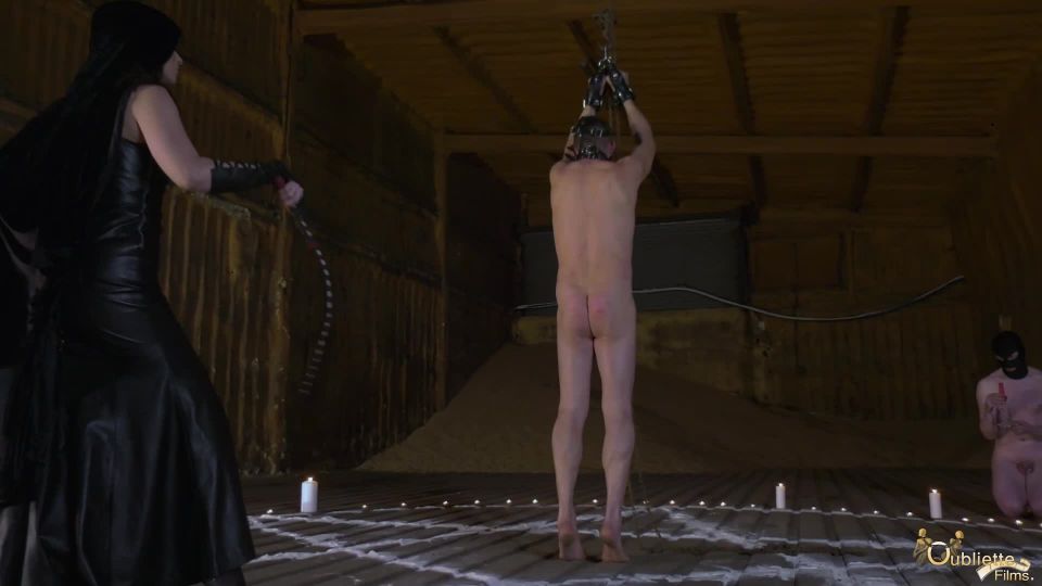 Goddess Gynarchy: Mistress Serena – Full Moon Whipping Ritual Foot!