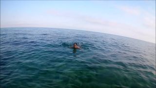 Public Blowjob While Swimming In The Sea 1080p-0