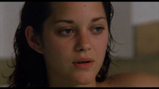 French Gems: Marion Cotillard & Ophelie Winter in Les jolies-9