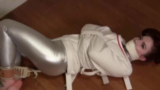 girls in a straitjacket c228-4