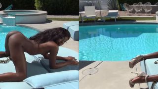 In The Crack.com - #1591 Anne Amari - Solo-8