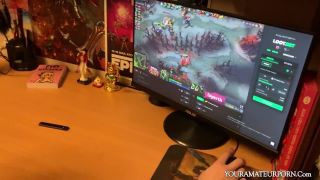 423077 Horny gamer girl has anal while gaming.-2