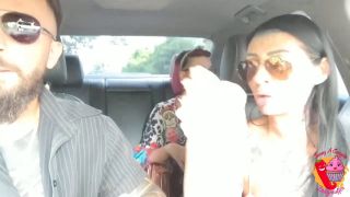 Threesome In The Car-8