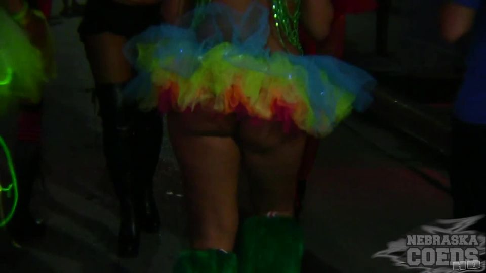 Fantasy Fest Live 2018 Week Street Festival Girls Flashing Boobs Pussy And Body Paint pantyhose 