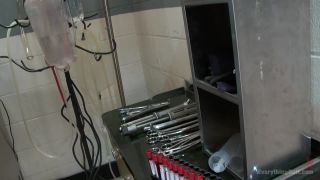 Gaping at the Doctor Office. An Anal Star is Born Quick V...-3