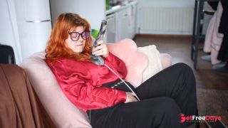 [GetFreeDays.com] ACCRO AU PORNO  Psychologue rousse te donne une lecon avec son norme gode cheval Sex Stream October 2022-5