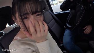 Reducing Mosaic 550ENE-017 【乳しぼり×腸汁噴射】爆乳OLに浣腸を挿して出勤妨害。牧場へ連れ去り限界お漏らし羞恥プレイ開始。美しい自然と苦悶する女のコントラストに人の業を見た！ 東京カンチョー12 ゆりあ 広告代理店勤務-1