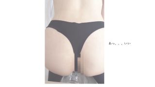 Amateur Solo トレーナーのそばにいる妄想しながらディルドで調教【オナニー・クリイキ・潮吹き・ディルド】-1