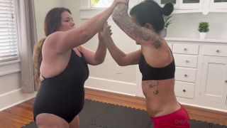 Taperedphysique vs Kristie Etzold Competitive Wrestling Match-6