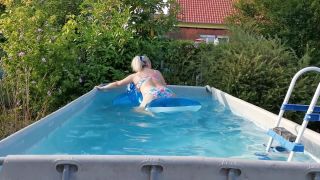 M@nyV1ds - Sandybigboobs - Spaß im Pool-5