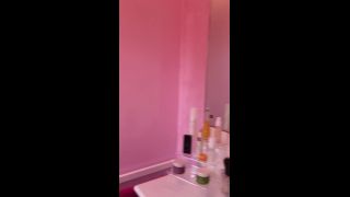 LouLou Petite Louloupetite - my pretty pole dancing room bathroom refurbed and looking good just a few more bits to a 03-05-2017-0