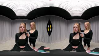 VR Queens Vika Bucka Luna Soft Touch 8K ASMR Blowjob VR-2