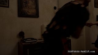 video 8 italian cuckold bdsm porno film Nude Dining, bdsm on bdsm porn-2