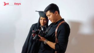 VIDEO COMLETO Fotografo se coge Duro a estudiante y le Adelanta su graduacion-1