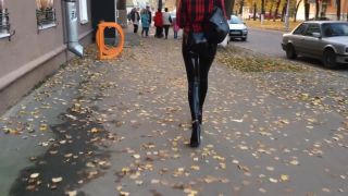 latex-girl.03771-9