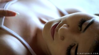 Video Bambi Eyes  Lady D 720p HD-1