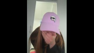 Blowjob porn Nika Venom - A Shoulder To Cry On in HD Nika Venom-2