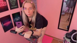 Just Kerry - Bin ich wirklich vom Fahrrad gefallen oder war das nur ein Orgasmus 1080P - Germany-1