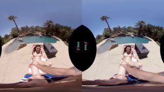 Veronica Valentine - Can you help with the sunblock [VRHush / UltraHD 2K / 1920p / VR] | veronica valentine | pov hardcore orn-0