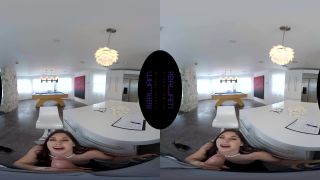 Slut Secretary - Gear VR 60 Fps-1