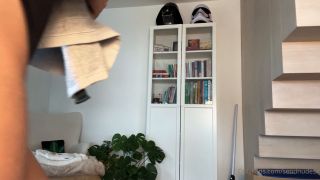 Oiled Ass Treadmill (Fetish porn) Sendnudesx-1