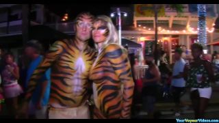 Fantasy fest painted bodies Public!-5