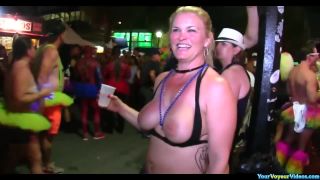 Fantasy fest painted bodies Public!-8
