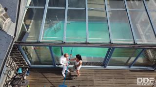 MomLikeBigCock00101-5